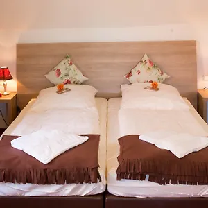 https://boutiquehotel-goldene-rose.com-bavaria.com